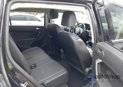 2021 Volkswagen Tiguan 2.0T Se/2.0T Se R-Line Black/2.0T Sel z USA, uszkodzony, nr VIN 3VV2B7AX7MM011394